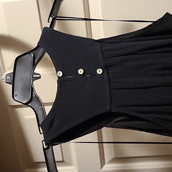 Little Black Dress - Picture 4 of 4